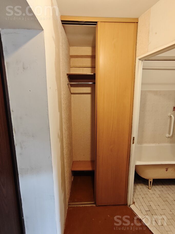 Gaismas 14, Daugavpils un raj., Daugavpils — dzivoklis