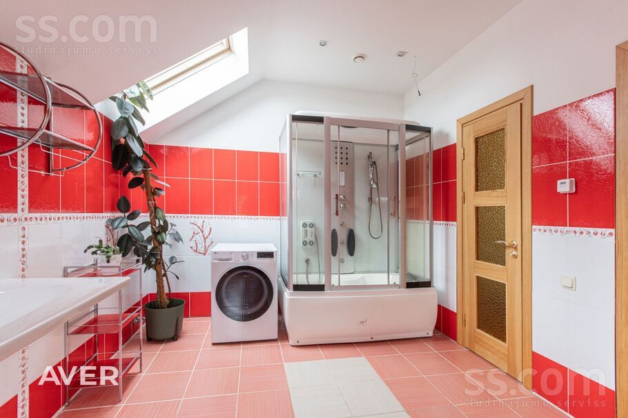 Saulaines 12, Jelgava un raj., Jelgava — maja