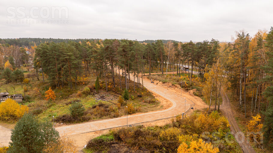 Jaunciema g. 76, Rīga — zeme