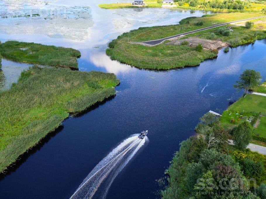 Irbupītes 8, Rīga — zeme