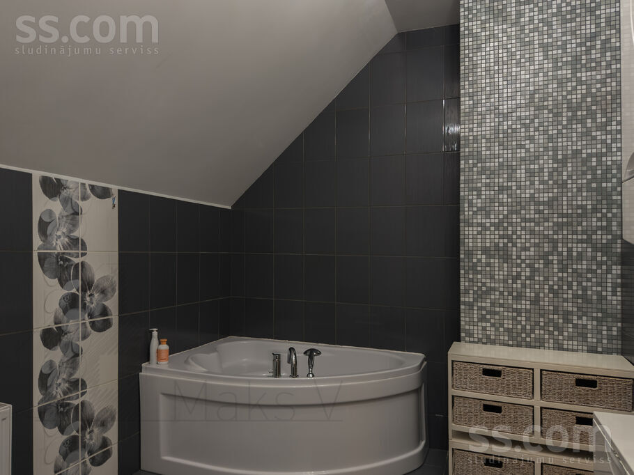 “Agas”, Dzilnuciems, Rīgas rajons, Babītes pag. — maja