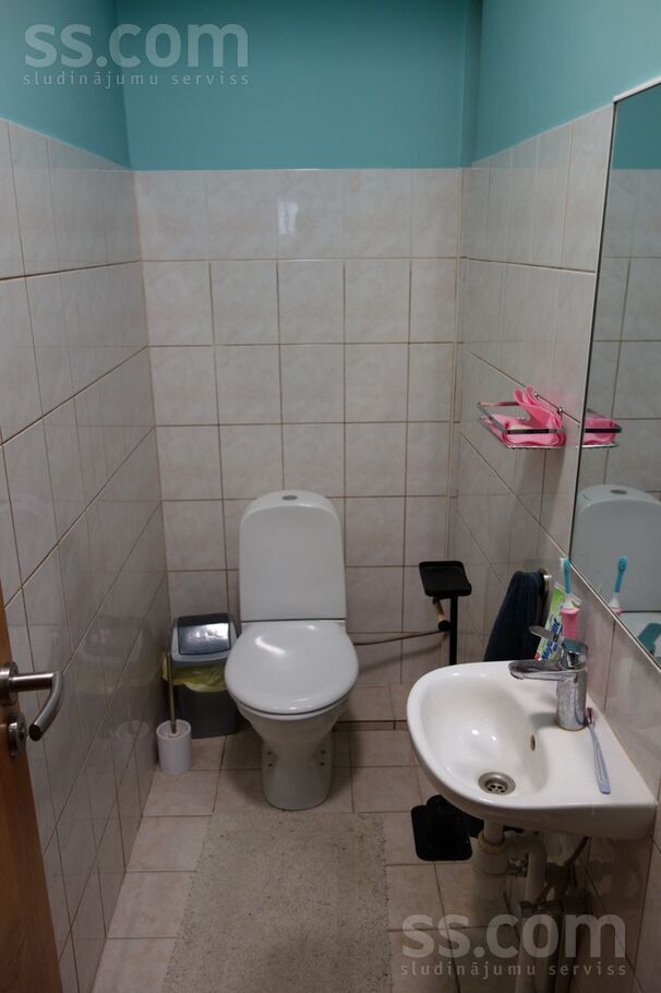 Upeņu iela 10, Rīgas rajons, Sigulda — maja