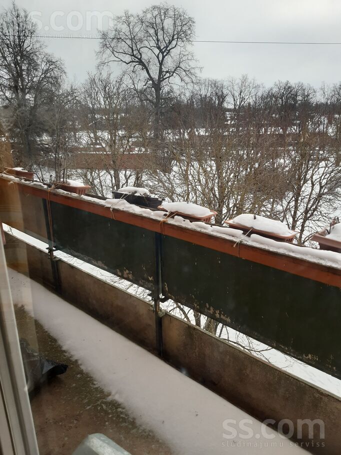 Birzes 1, Cēsis un raj., Cēsis — dzivoklis