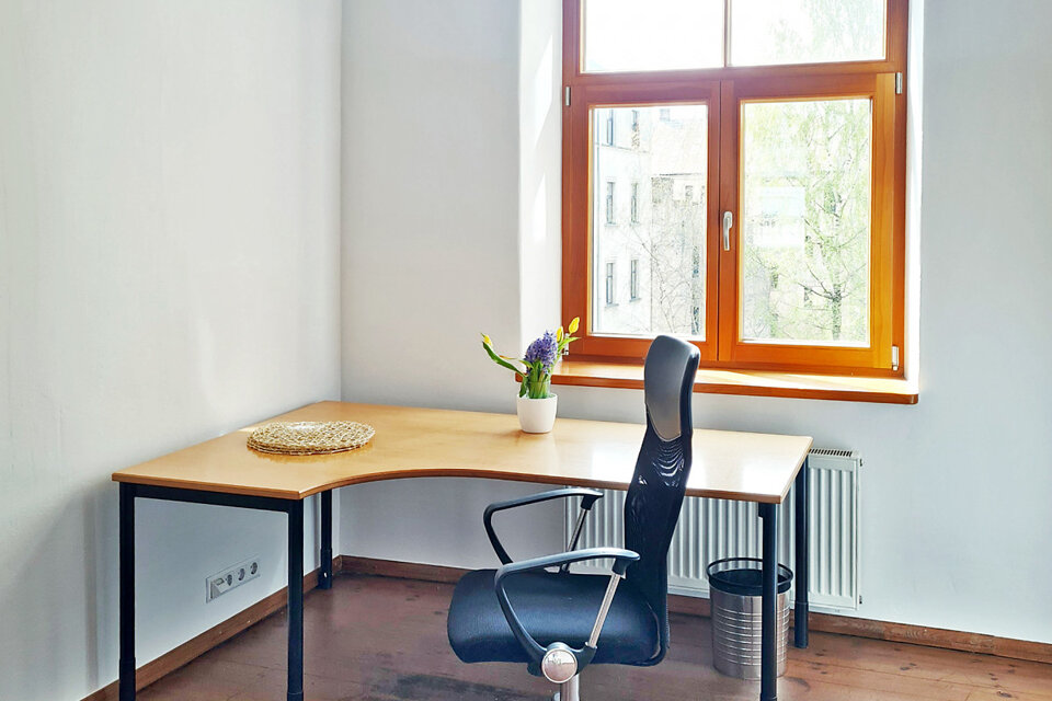 Bruņinieku iela 28, Rīga