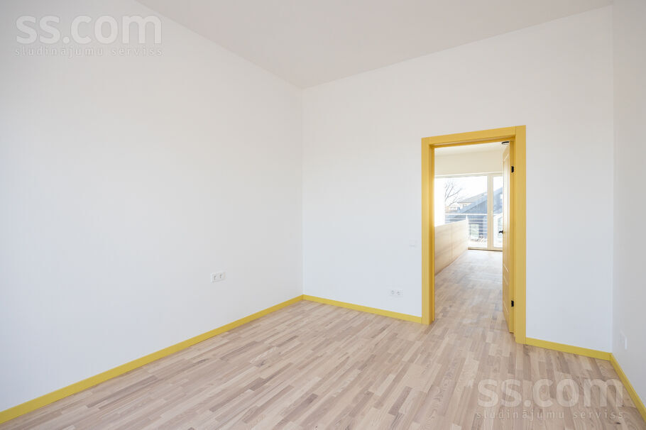 Rītausmas iela 1, Mārupe, Rīgas rajons, Mārupes pag. — maja