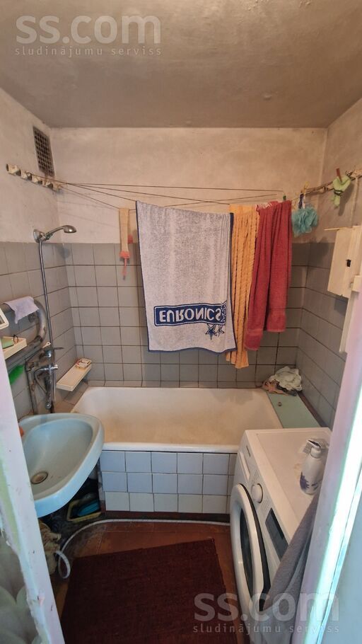 Rīgas 57, Valmiera un raj., Rūjiena — dzivoklis
