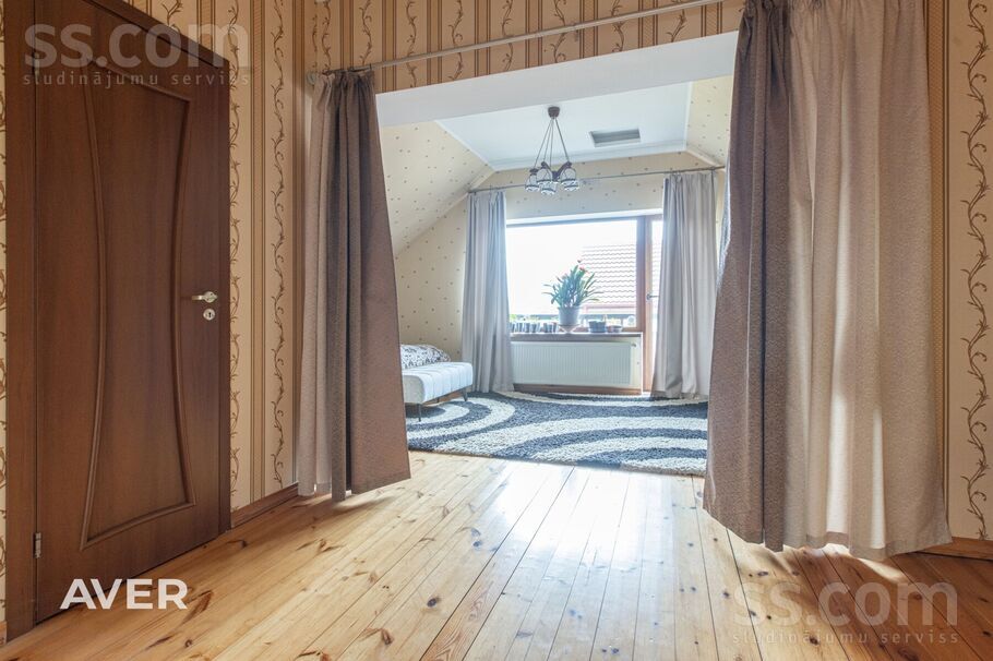 Saulaines 12, Jelgava un raj., Jelgava — maja