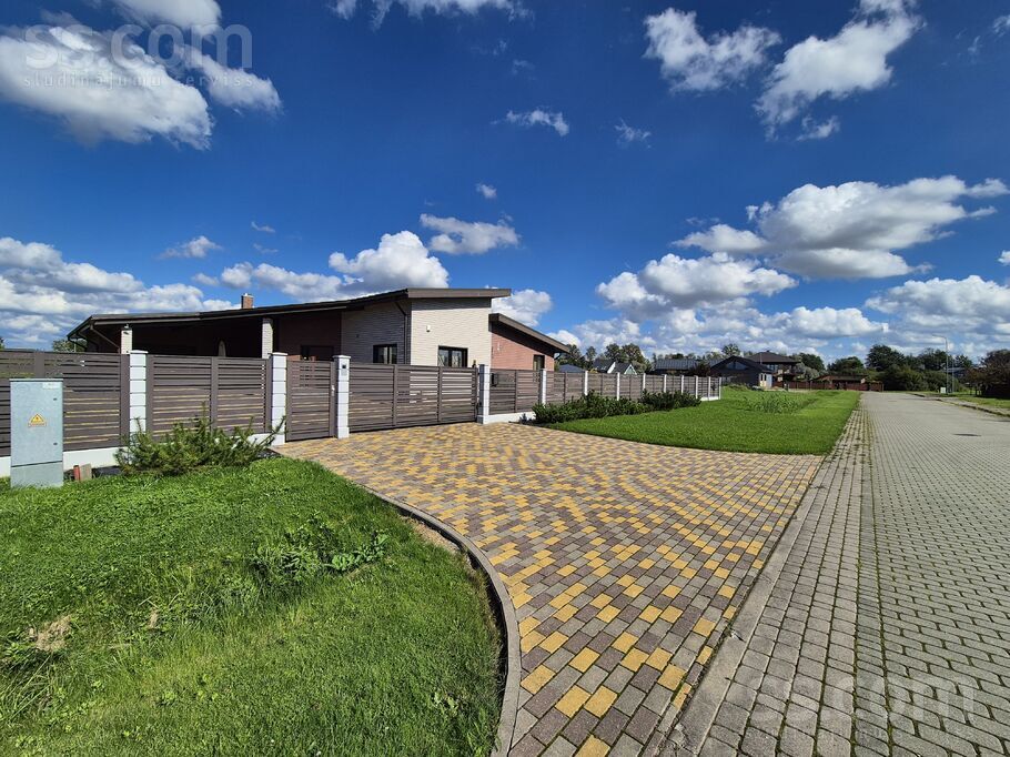 Salnu, Ventspils un raj., Ventspils — maja