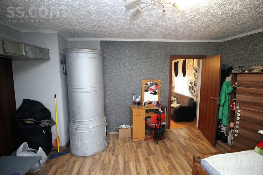 Mālu 3, Kuldīga un raj., Kuldīga — dzivoklis