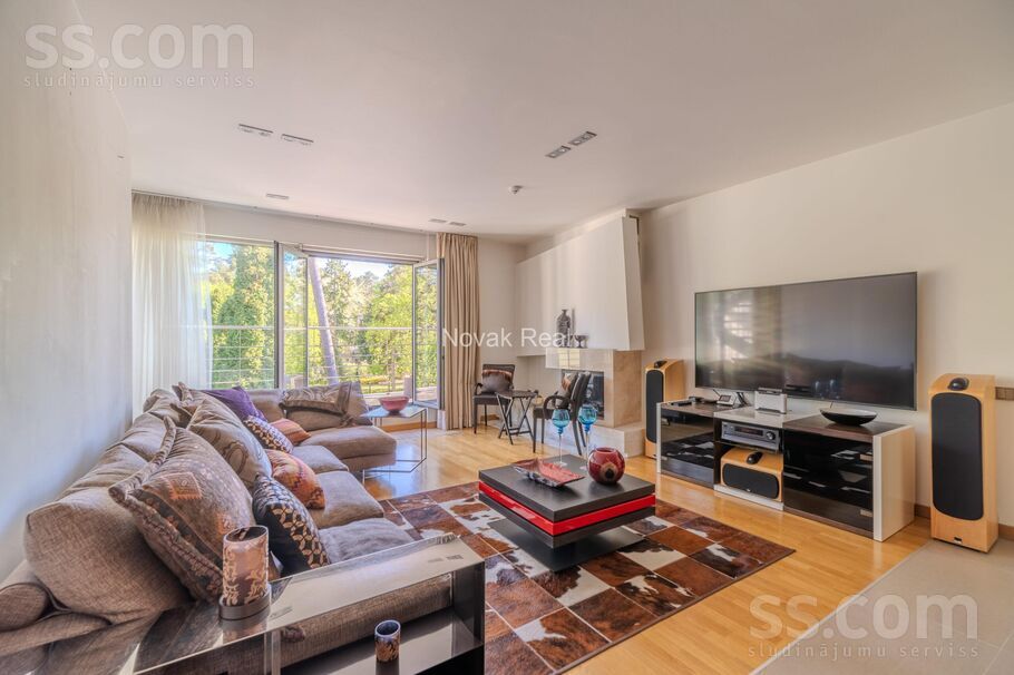 Dzintaru prospekts 39, Jūrmala — dzivoklis