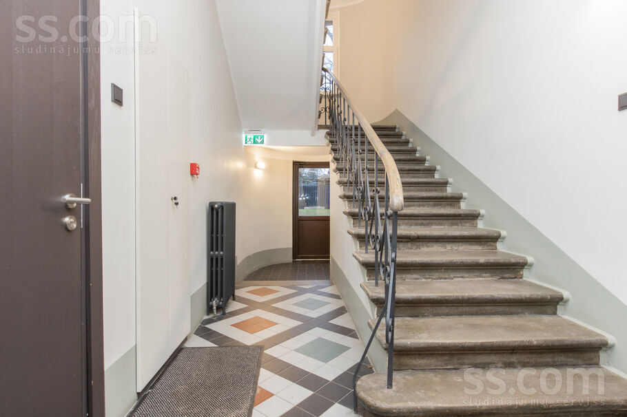 Amālijas 5a, Rīga — dzivoklis