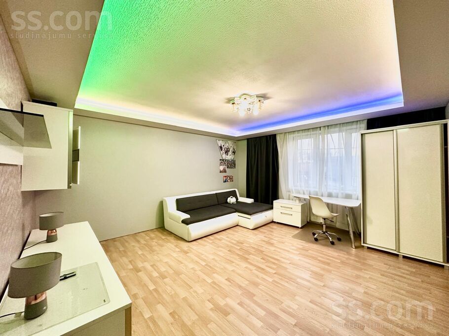 Lakstīgalu 3, Vālodzes, Rīgas rajons, Stopiņu nov. — maja