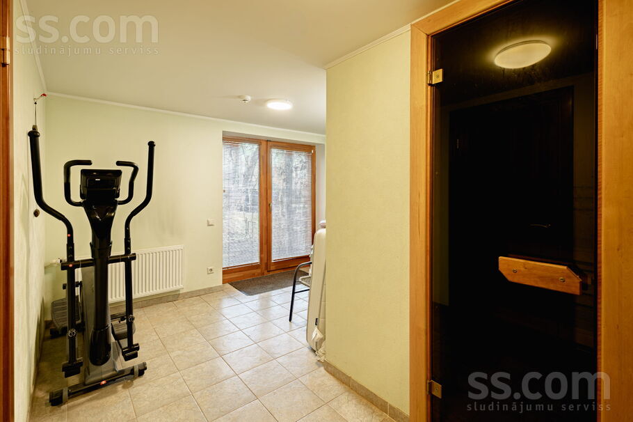 Jūrkalnes 75, Rīga — maja