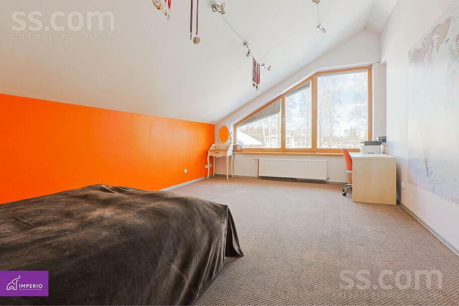 Mālkalnu 21, Rīgas rajons, Sigulda — maja