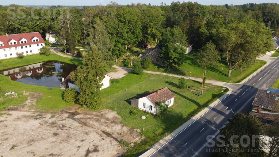 Dārziņi 1, Alsviķi, Alūksne un raj., Alsviķu pag. — maja