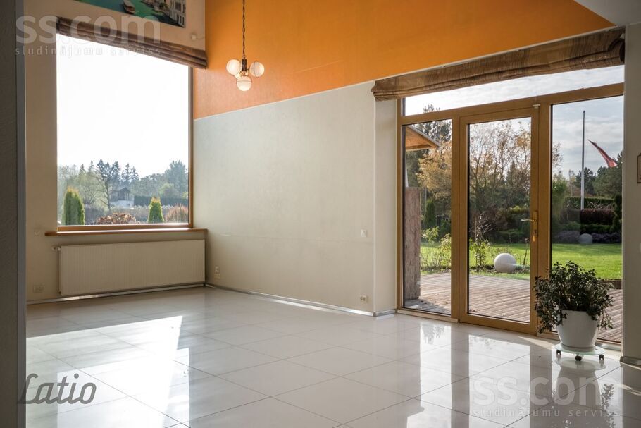 Ošu 20, Mežāres, Babītes pag. — maja