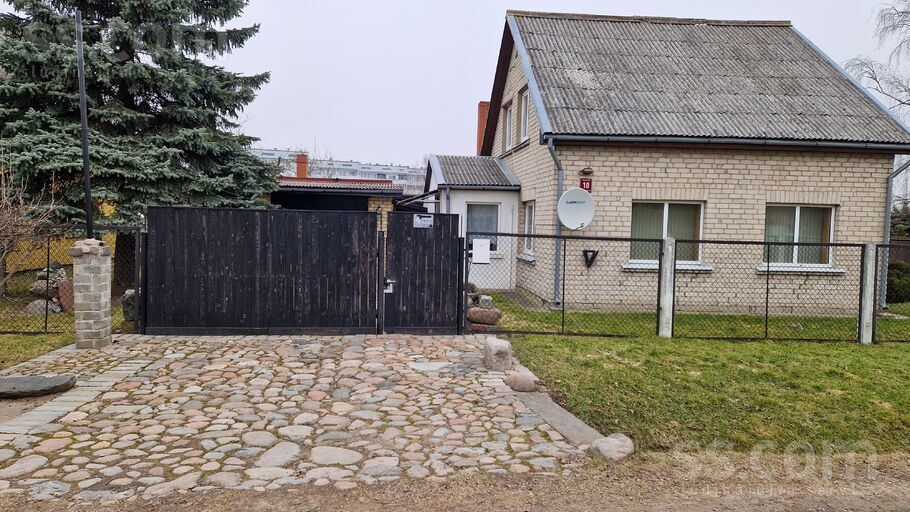 Vasaras 10, Jelgava un raj., Jelgava — maja