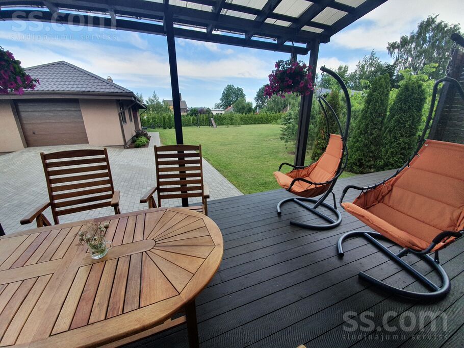 Trīsciema 5. līnija 4, Rīga — maja