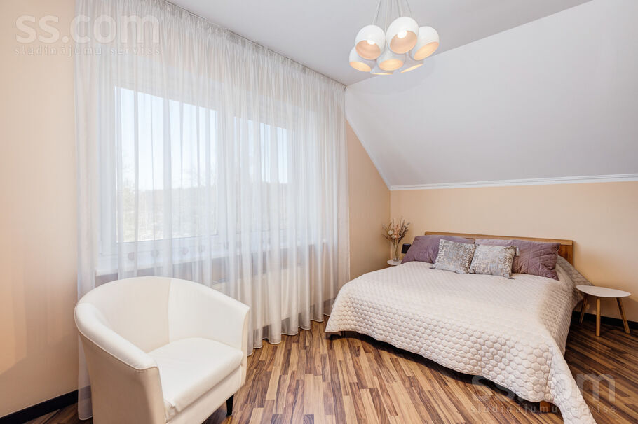 Vetras, Trenči, Rīgas rajons, Babītes pag. — maja