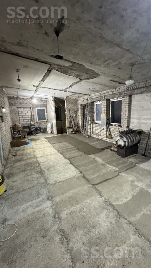 Kultūras 10, Zilaiskalns, Valmiera un raj., Zilākalna pag. — telpa