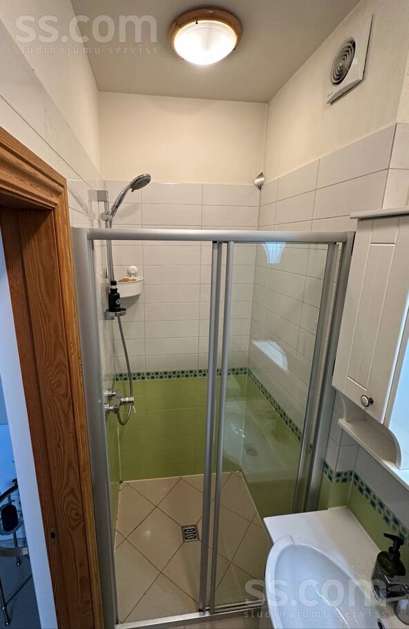 Zvaigžņu 27, Rīga — dzivoklis