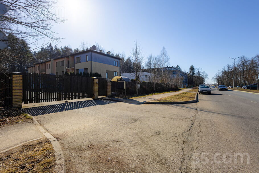 Jūrkalnes 75, Rīga — maja