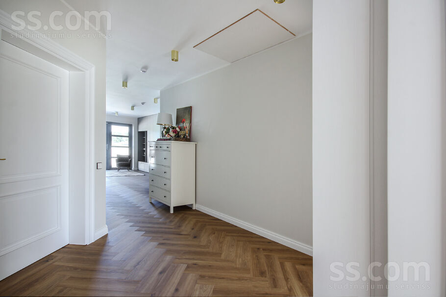 Sebru, Sēbruciems, Rīgas rajons, Babītes pag. — maja