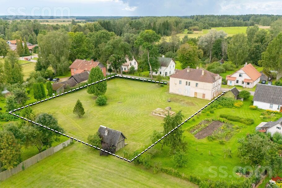 Brīvības iela 32, Stāmeriena, Gulbene un raj., Stāmerienas pag. — maja