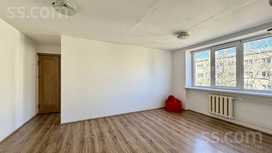 Rododendru 12, Rīga — dzivoklis