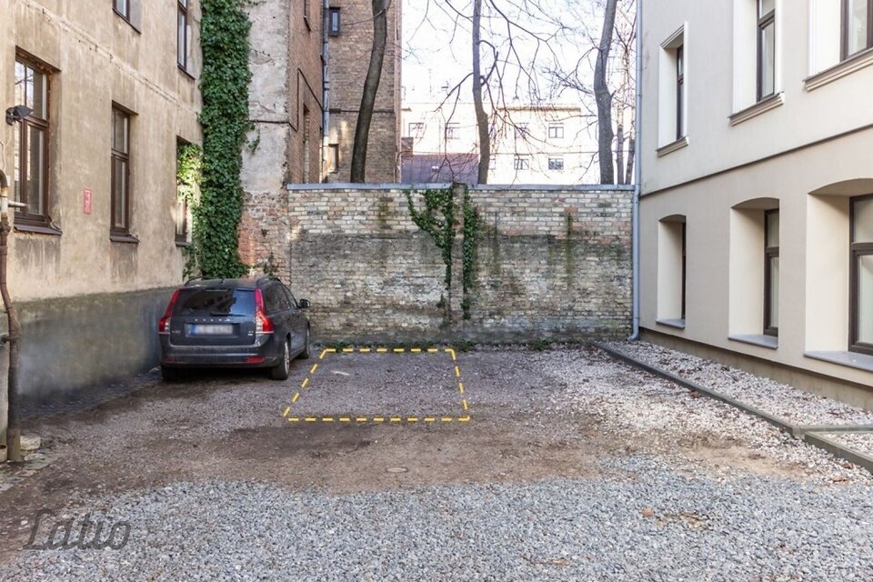 Artilērijas iela 19, Rīga