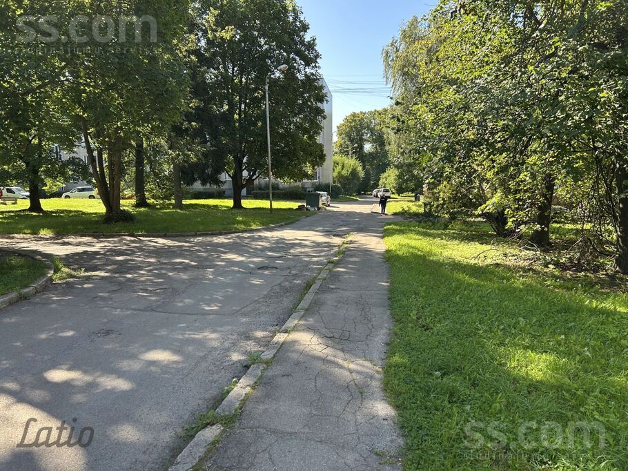 Reņģes, Rīga — zeme