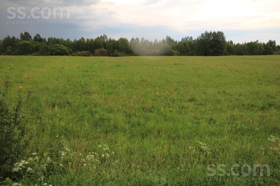 Rozes, Ustroņi, Rēzekne un raj., Sokolku pag. — zeme