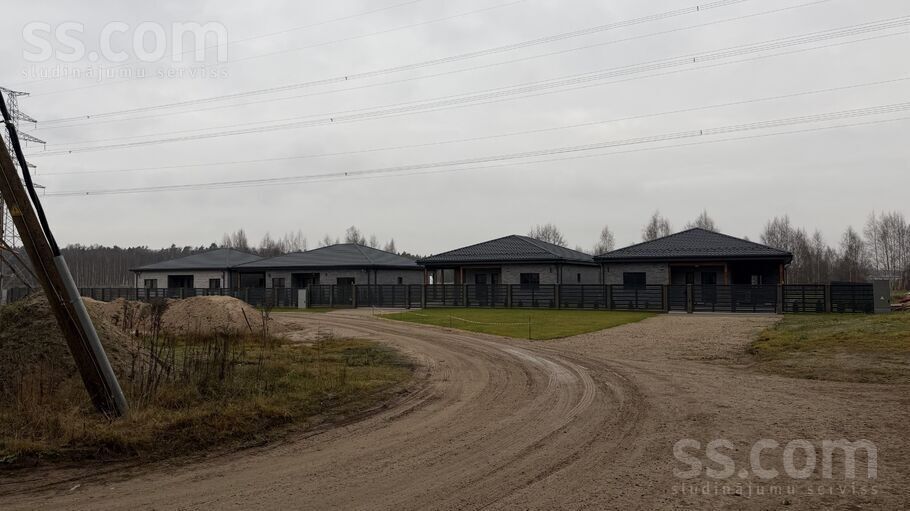 Kārklu iela, Liepezers, Rīgas rajons, Babītes pag. — zeme