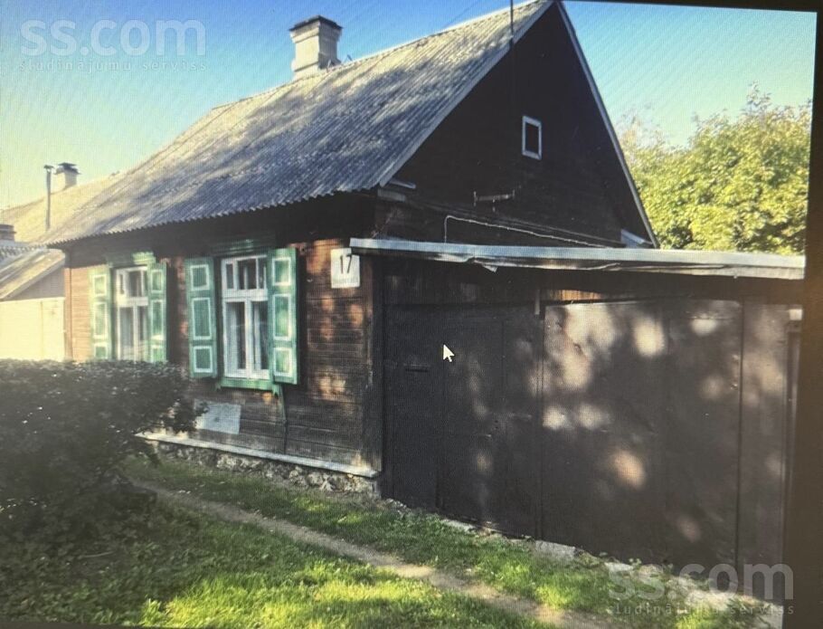 Siguldas iela 17, Daugavpils un raj., Daugavpils — maja