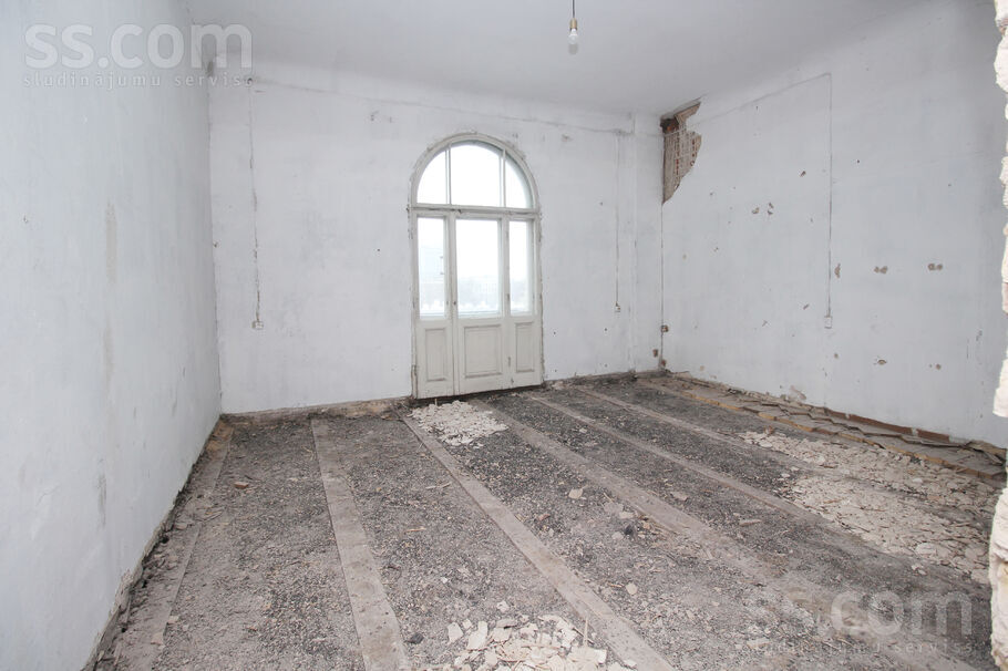 Meierovica bulv. 4, Rīga — dzivoklis