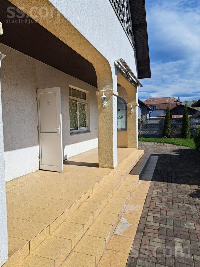 Lašu 7, Carnikava, Rīgas rajons, Carnikavas nov. — maja