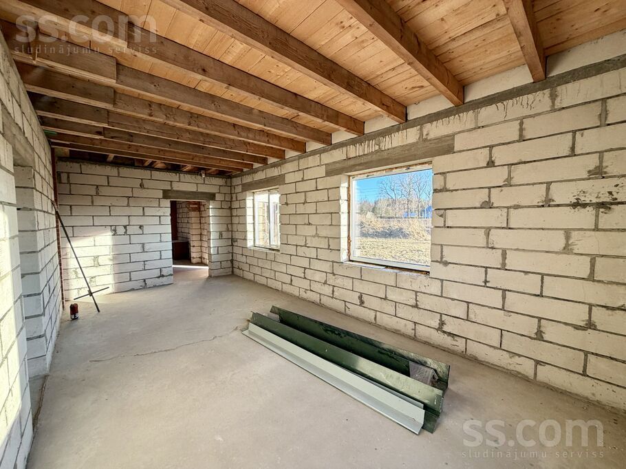 Troļļi, Inčukalns, Rīgas rajons, Inčukalna nov. — maja