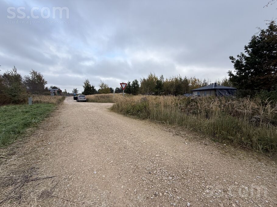 Dzilnu iela 28, Rīgas rajons, Salaspils — zeme