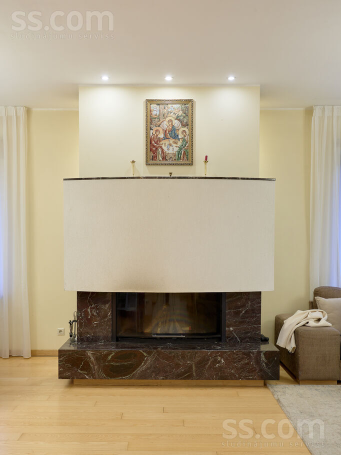 Beberbeķu 7. l., Rīga — maja