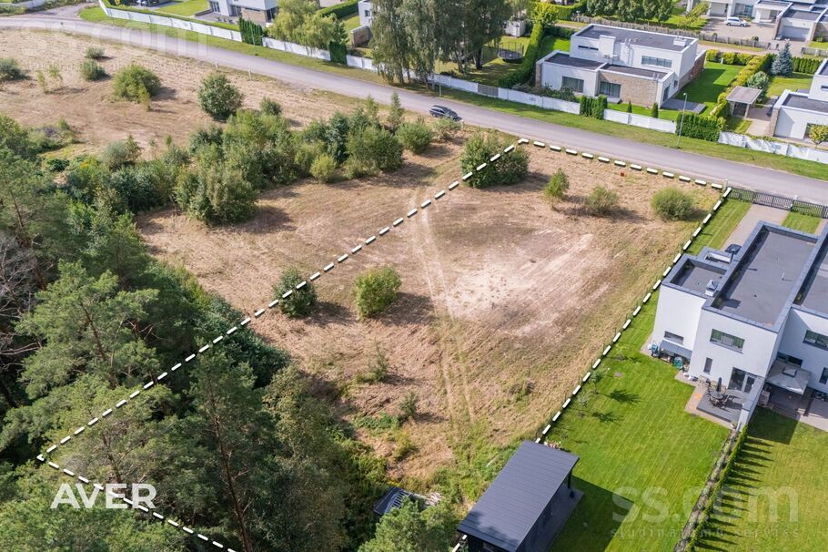 Viestura iela 11-13, Dzilnuciems, Rīgas rajons, Babītes pag. — zeme