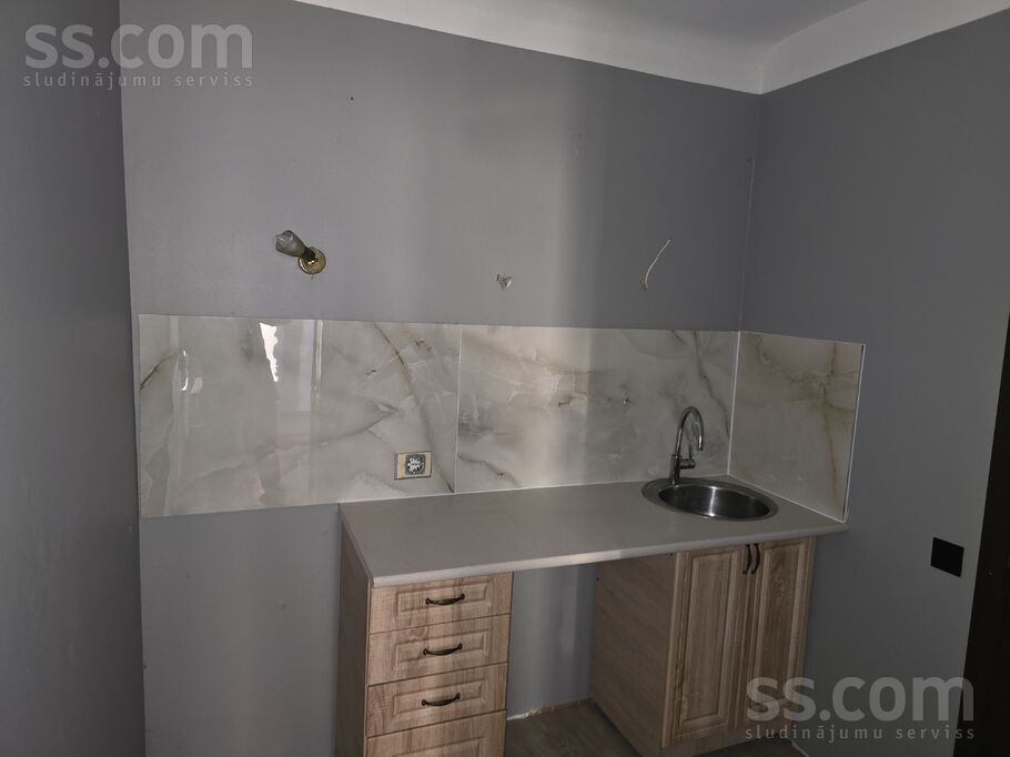 Lauku 4, Ventspils un raj., Ventspils — dzivoklis