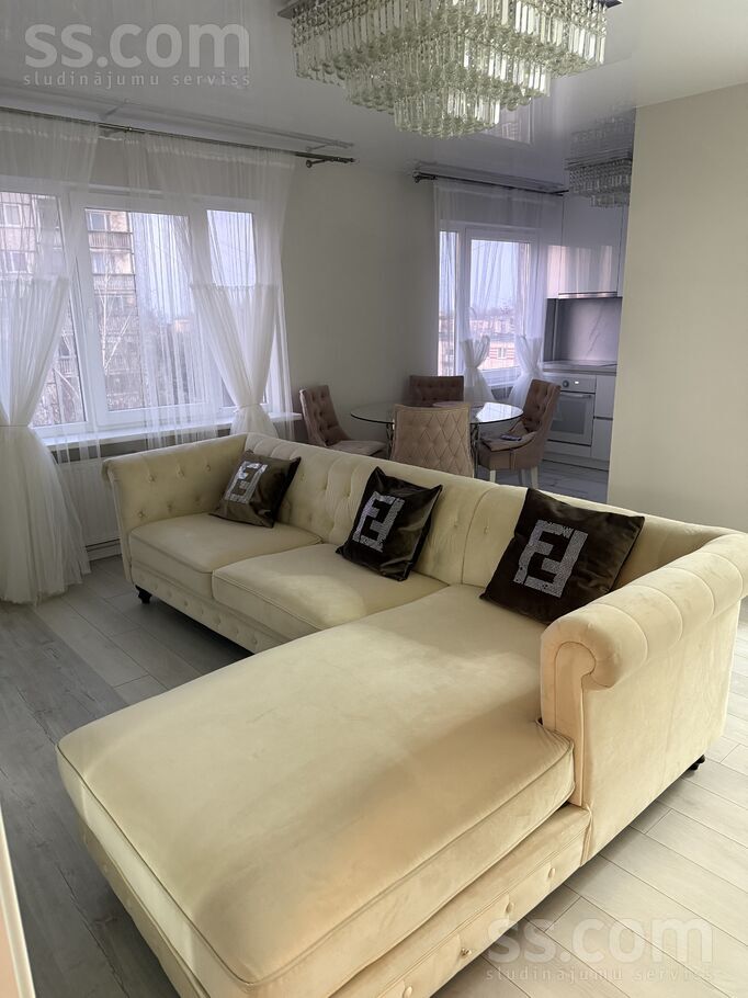 Skolas 65b, Jūrmala — dzivoklis