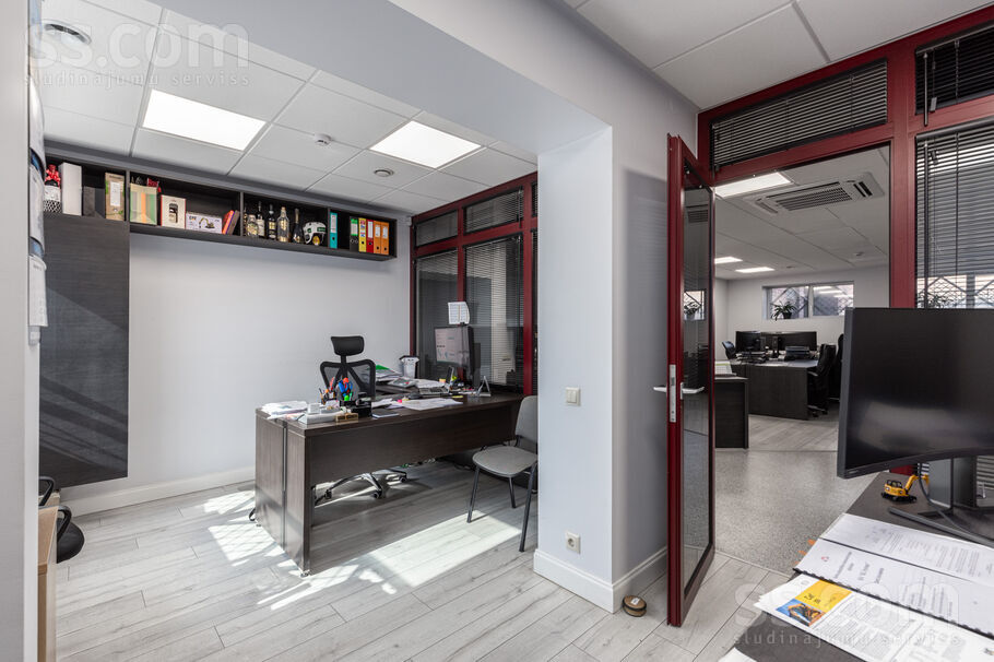 Sadovņikova 21, Rīga — birojs