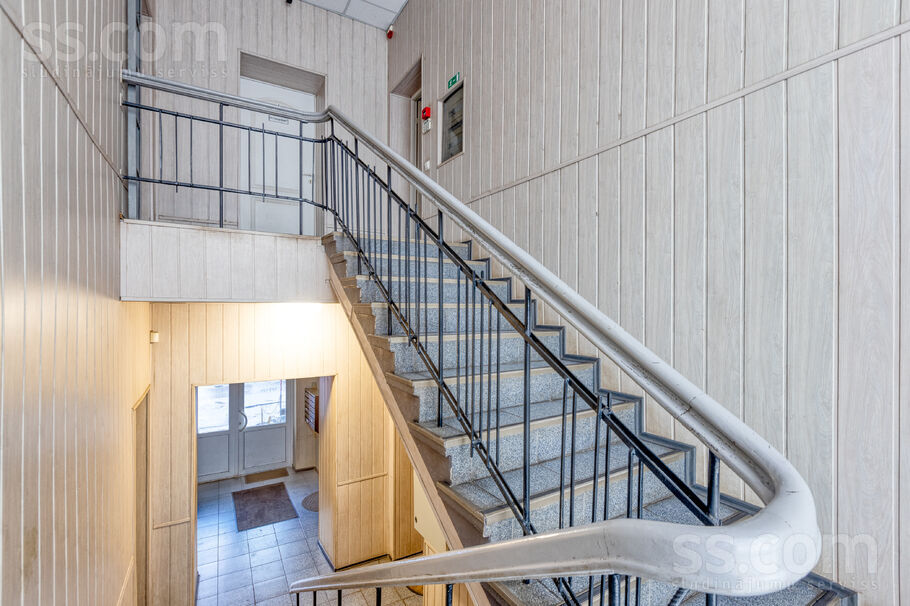 Krimuldas 10, Rīga — birojs
