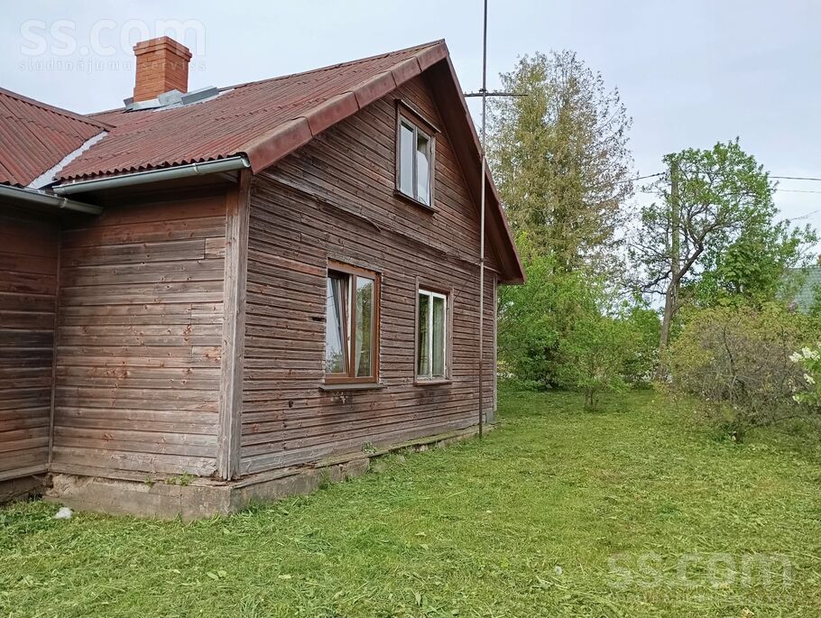 Pērnavas 19, Valmiera un raj., Rūjiena — maja
