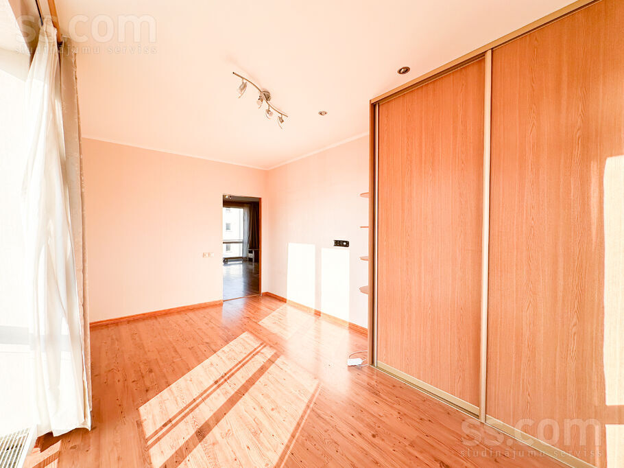 Mazā Zemturu iela 9, Mārupe, Rīgas rajons, Mārupes pag. — dzivoklis