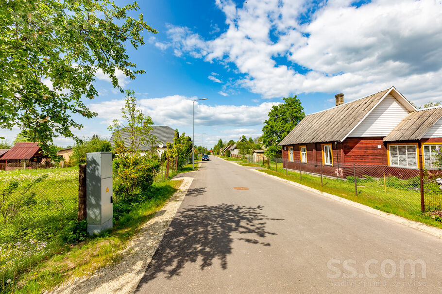 Dārzu iela 16, Rēzekne un raj., Viļāni — maja