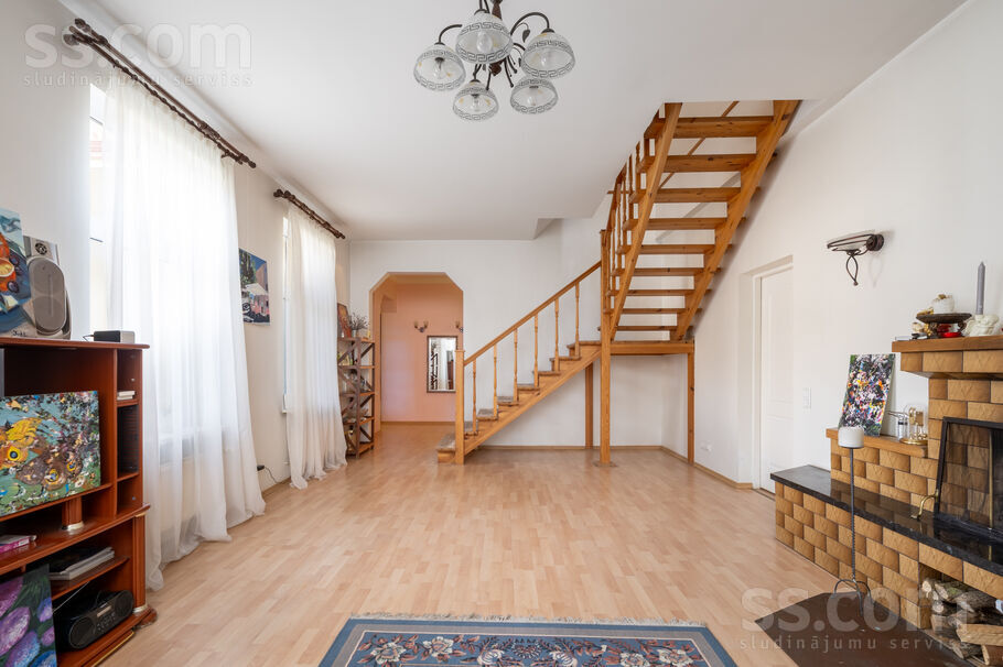 Meža prospekts 61, Jūrmala — maja