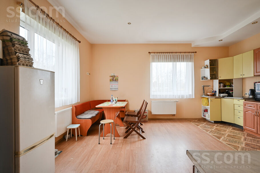 Miezītes ceļš 70b, Jelgava un raj., Jelgava — maja