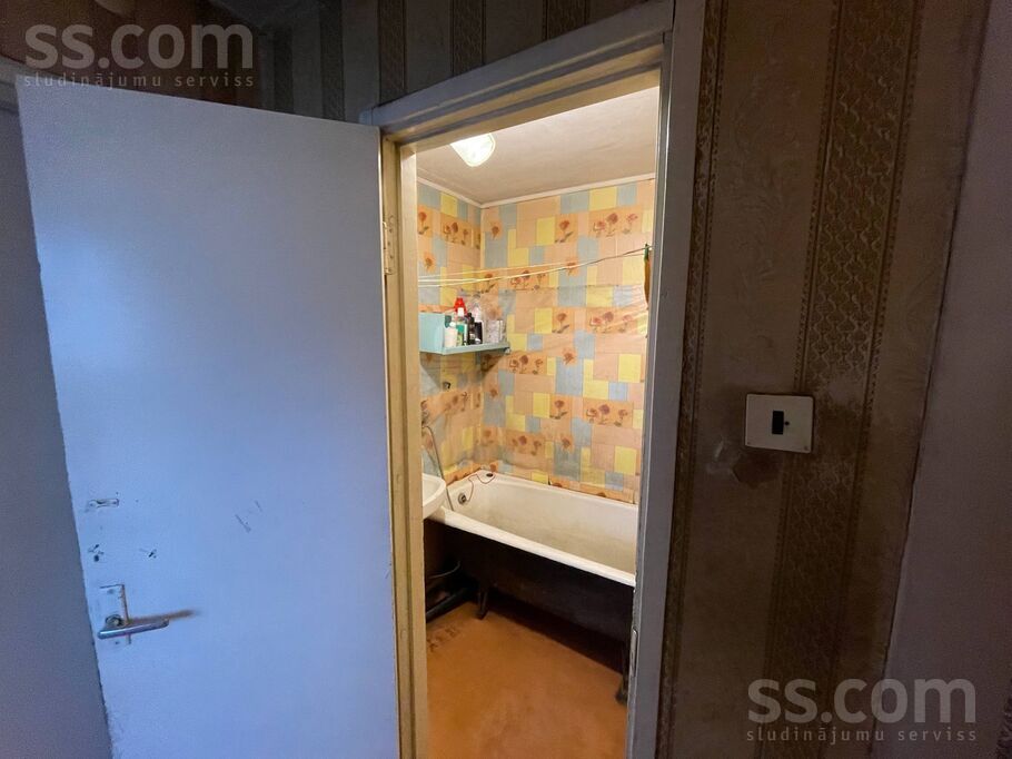 Bumbieru iela 6, Lauderi, Ludza un raj., Lauderu pag. — maja